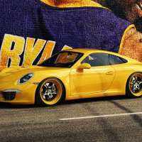 dp-big-portfolio-yellowPorsche